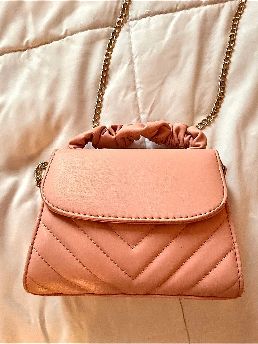 Quilted Crossbody Bag in Pink